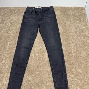 Levi's Women's Dark Wash Skinny Jeans - Black